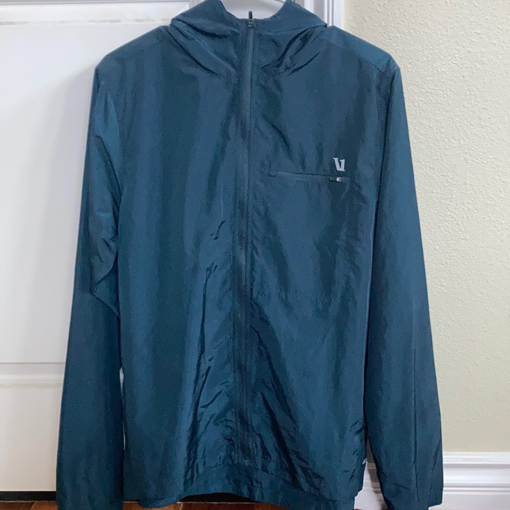 Vuori Daybreak Windbreaker, bought but worn once!